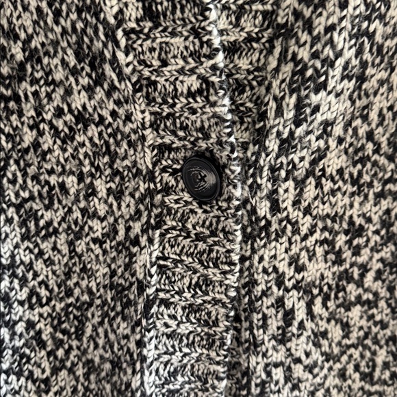 LOFT Monochrome Knit Sweater - Picture 3 of 5